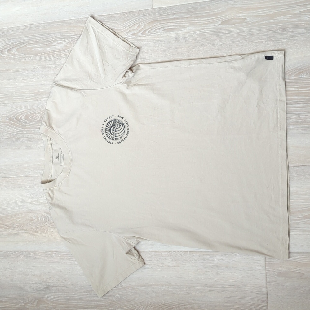 Rip Curl White Short Sleeve Logo Tee - Picture 2 of 7